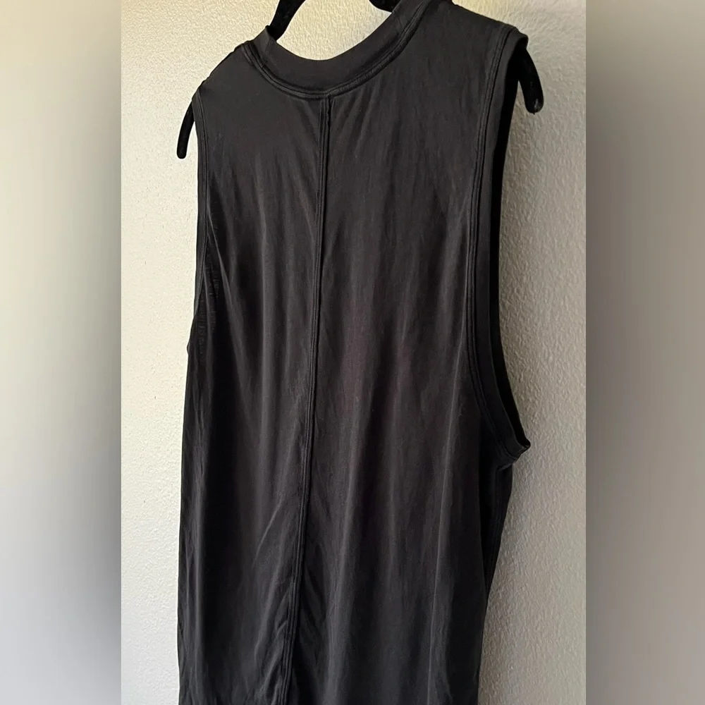 Lululemon All Yours Tank Top Size 8 Black Shirt